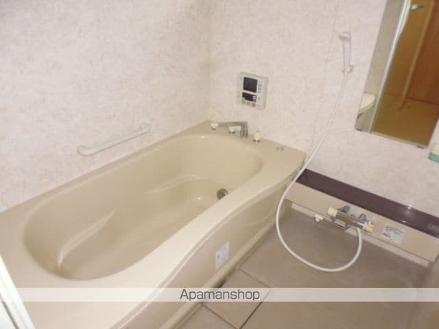 リビングタウン田代外町 A棟の内装写真
