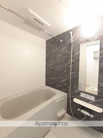 フォレスト　ガーデン　Ｄ[2LDK/58.63m2]のバス