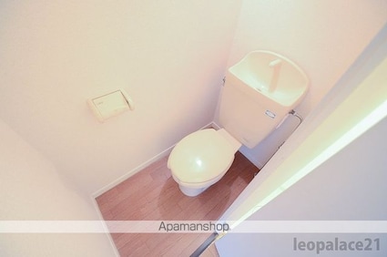 レオパレス二俣川[1K/20.28m2]のトイレ