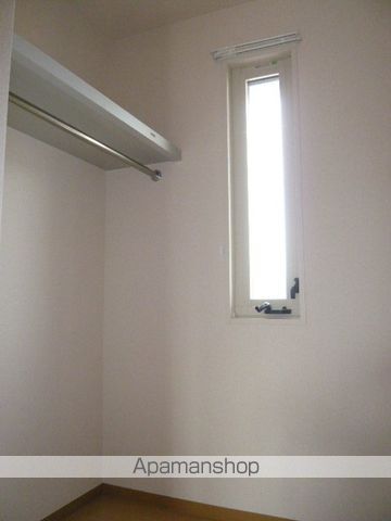A PLACE IN THE SUNの内装写真