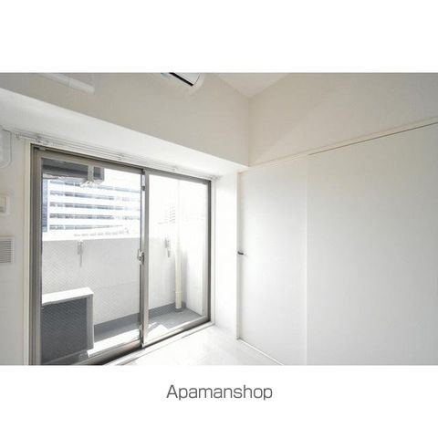 SERENITE本町REFLETの内装写真