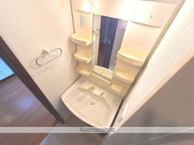 フォンターナ若葉の内装写真