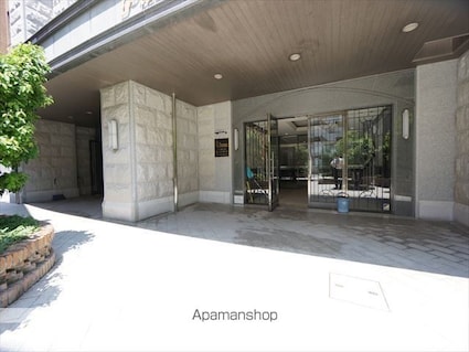 プレサンス泉セントマーク[1K/20.72m2]の外観5