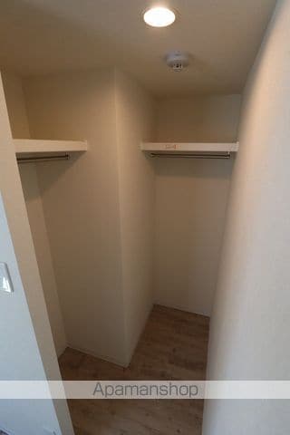 LUGALの内装写真