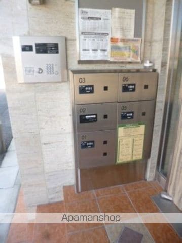 タウンライフ 本郷駅前の玄関写真