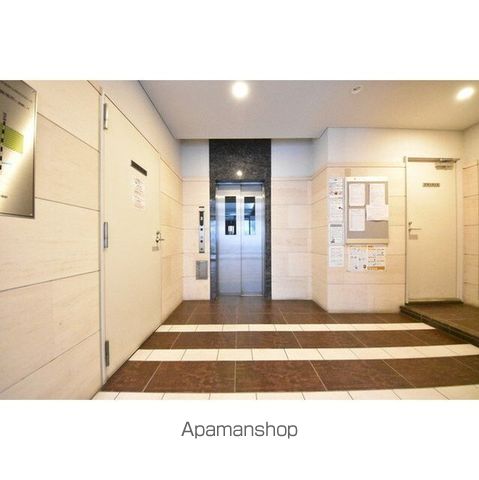 グローバン板橋の玄関写真