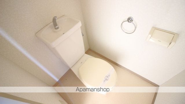 八木ロイヤルハイツの内装写真