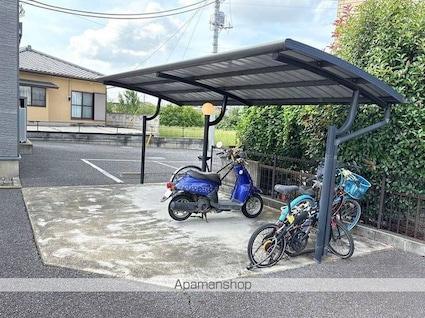 レオパレスＬＵＫＥ[1K/28.02m2]の共用部