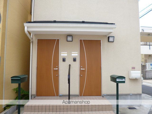メゾン ド フルールの玄関写真