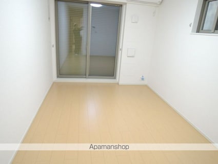 カサ・デ・三軒茶屋[1K/27.14m2]のリビング・居間2