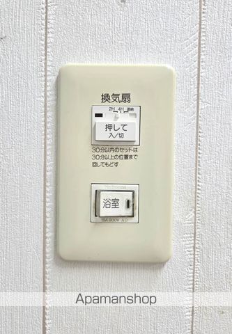 エターナル・レイ D棟の内装写真