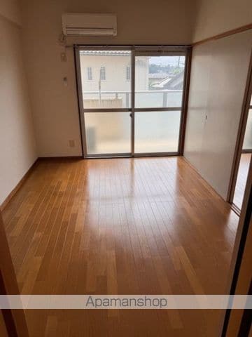 イーストエントピアの内装写真