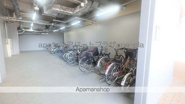 ソライエアイル新河岸の玄関写真