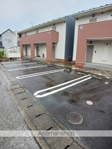 サンルーラルＡ[1LDK/33.34m2]の駐車場