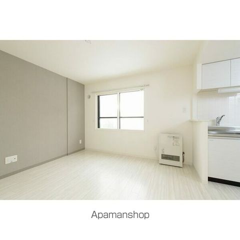 FLOS PROVAの内装写真