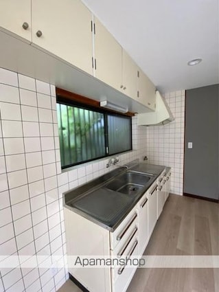 花ノ宮町二丁目一戸建て[3SLDK/69.18m2]のキッチン