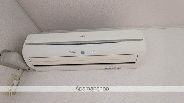 メルシーBの内装写真