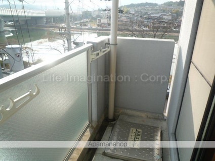 アムフルース２[1K/24m2]のバルコニー