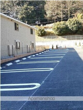 ラ・ルーチェ[1LDK/45.84m2]の駐車場