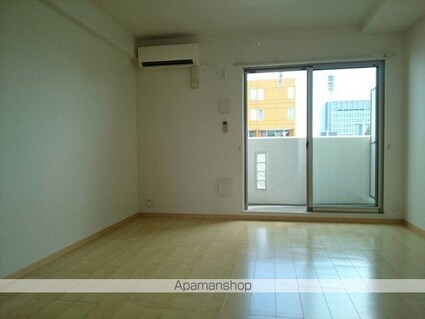 岐阜県岐阜市薮田南１丁目[1K/30.98m2]のリビング・居間