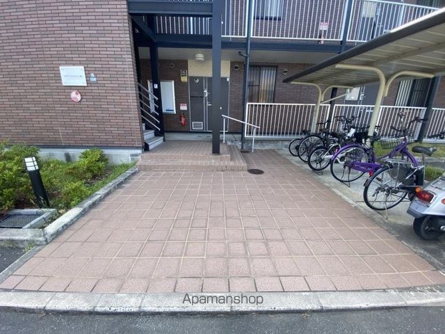 レオパレスステイシャイニィ岡の玄関写真
