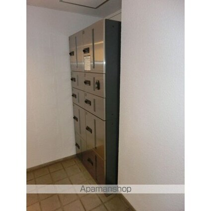 メゾン・ド・中目黒[1R/34.1m2]の共用部