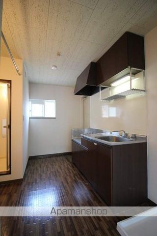 S.T.VILLA TSUSHIMA Aの内装写真