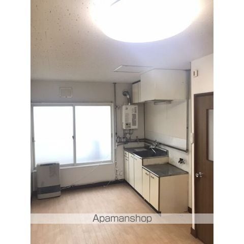 マクセル2 100の内装写真