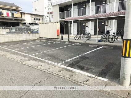 レオパレス伊勢[1K/23.18m2]の駐車場