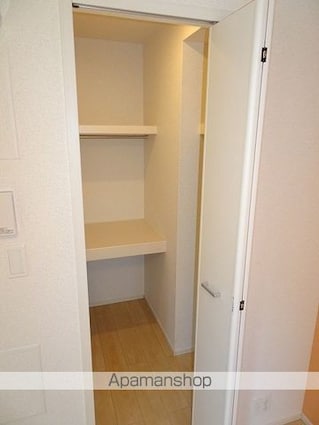 ベル・グリュック[1LDK/34.08m2]の収納