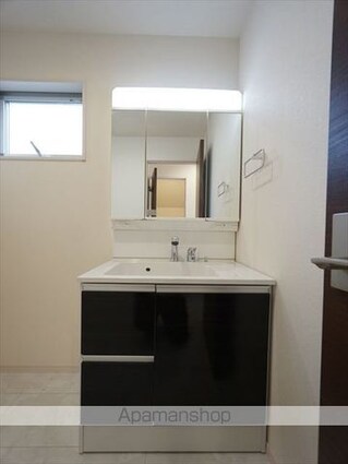 リーブルファイン芳野１号館[3SLDK/112.61m2]の洗面所