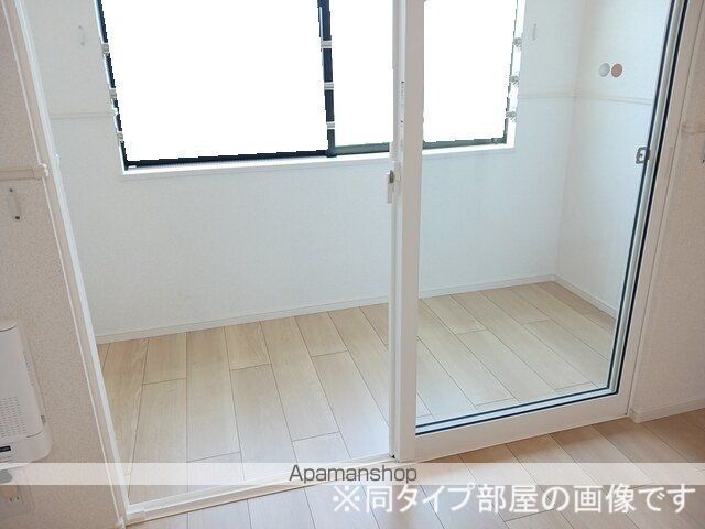 ミニョン フロル Bの内装写真