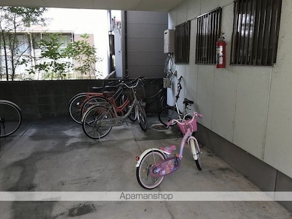 島田ハイツ[2DK/39m2]の駐車場