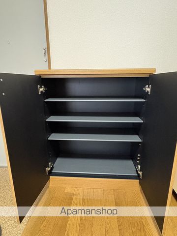 パインパレス根塚の内装写真