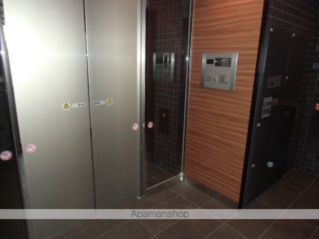 クレヴィスタ南千住の玄関写真