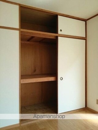 香川県高松市屋島西町[2K/32.7m2]の収納