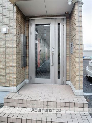 サクセス IIの玄関写真