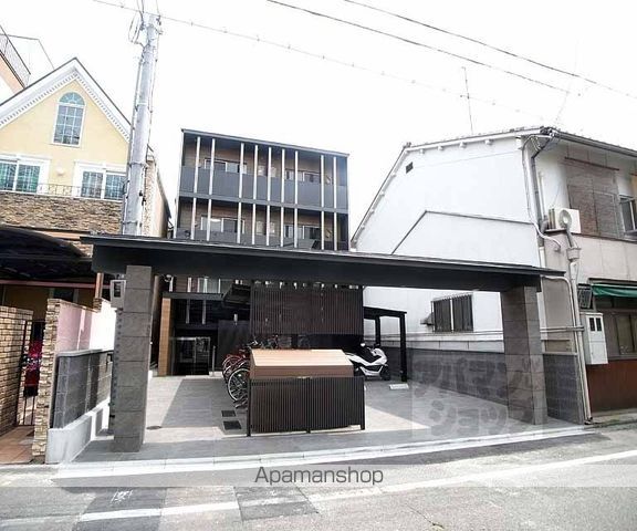 ブランネージュ二条城北の外観写真
