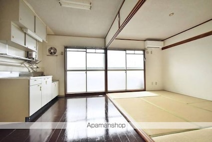 ビレッジハウス向台タワー１号棟[2DK/40.38m2]のリビング・居間