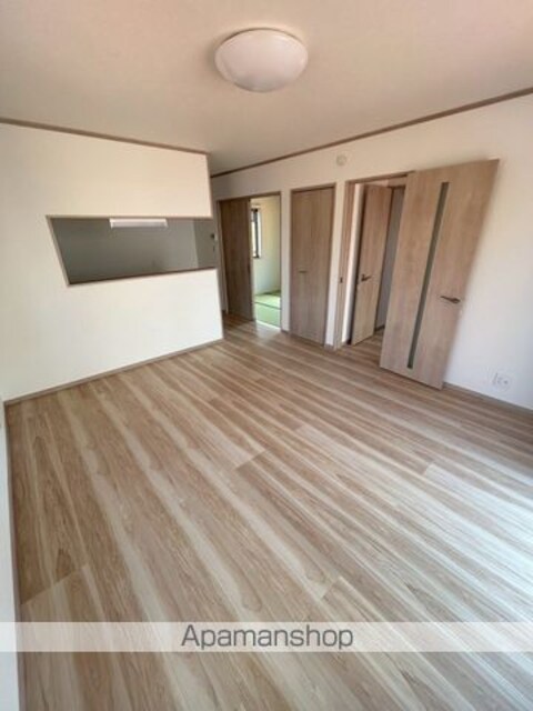 Ｋ’Ｓヴィレッジ笹川　Ｅ[3LDK/78.66m2]のリビング・居間