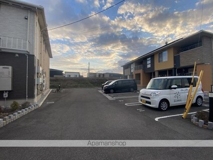 香川県高松市上福岡町[2LDK/57.32m2]の共用部3