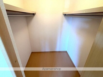 フラワータウン八木山[1LDK/37.53m2]の収納