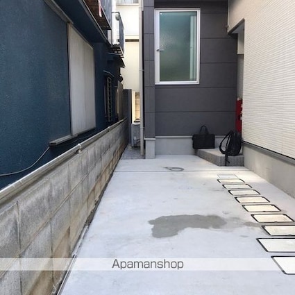エスペランサ大山[1R/17.46m2]のエントランス3