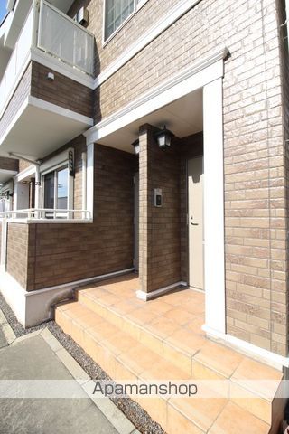 プリムローズBの玄関写真