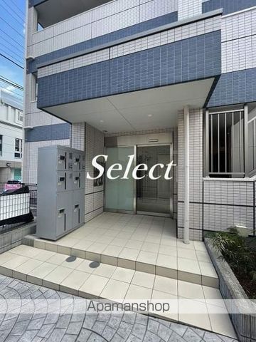リバレインの玄関写真