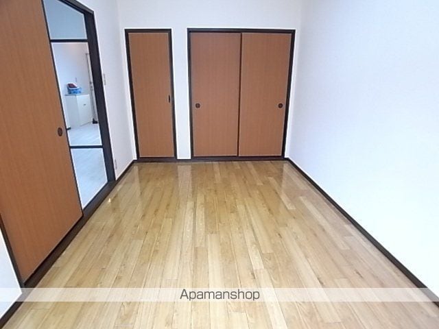 ジュネス一番館の内装写真