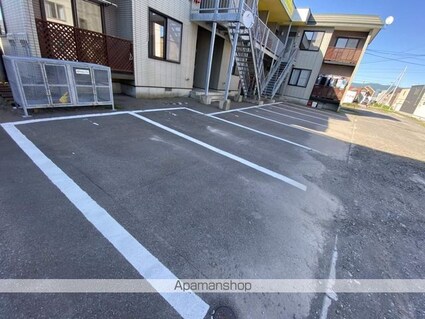 フォレストパーク追分[2LDK/53.79m2]の駐車場2