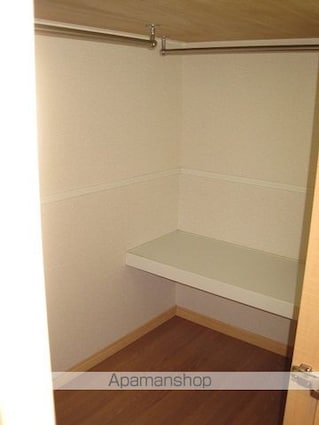 レオパレスダッファデル　タカオ[1K/28.74m2]の収納1