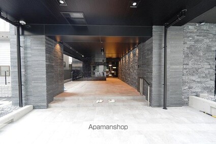 Ｓ－ＲＥＳＩＤＥＮＣＥ新宿御苑[1DK/29.13m2]のエントランス
