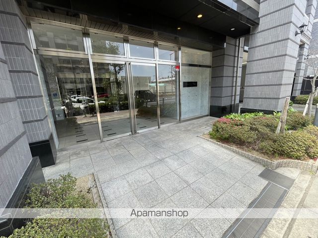 セノアタワー新大阪の玄関写真
